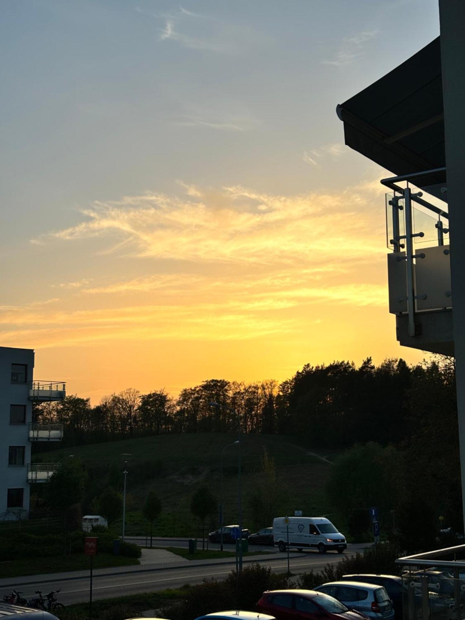 Altoria Sunset Gdynia Apartment Exterior photo